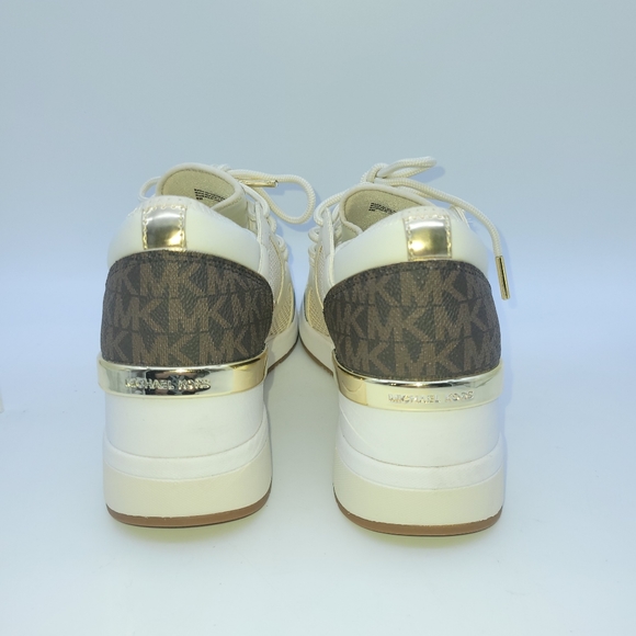 liv trainer michael kors